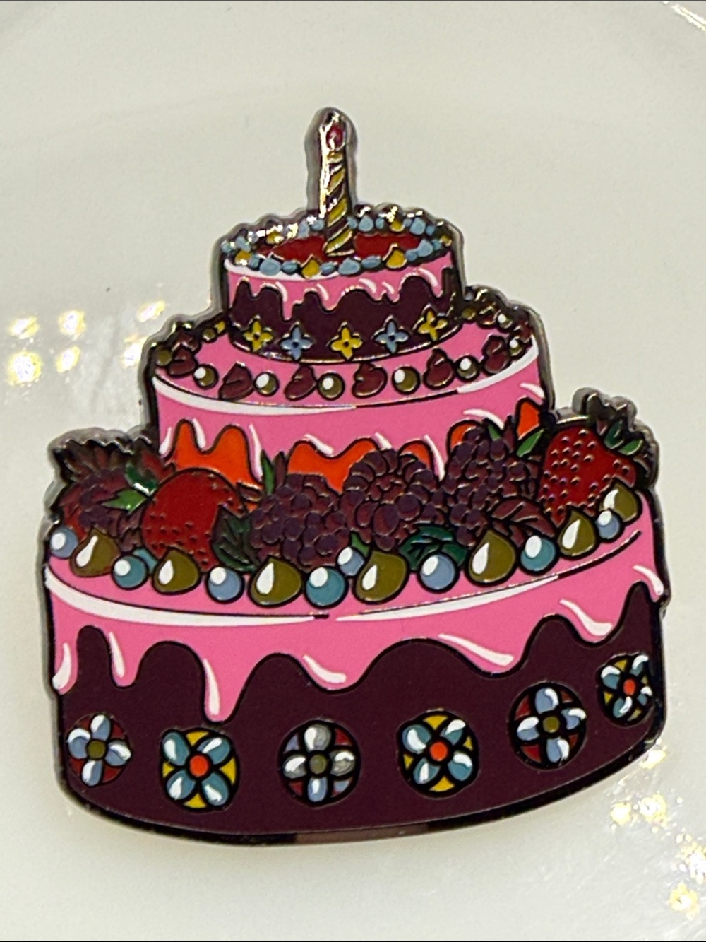 Louis Vuitton pink Layered Cake Enamel Pin 200th anniversary VIP tac pin rare